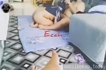 Suami brutal rela istrinya ditusuk cowok lain sambil direkam